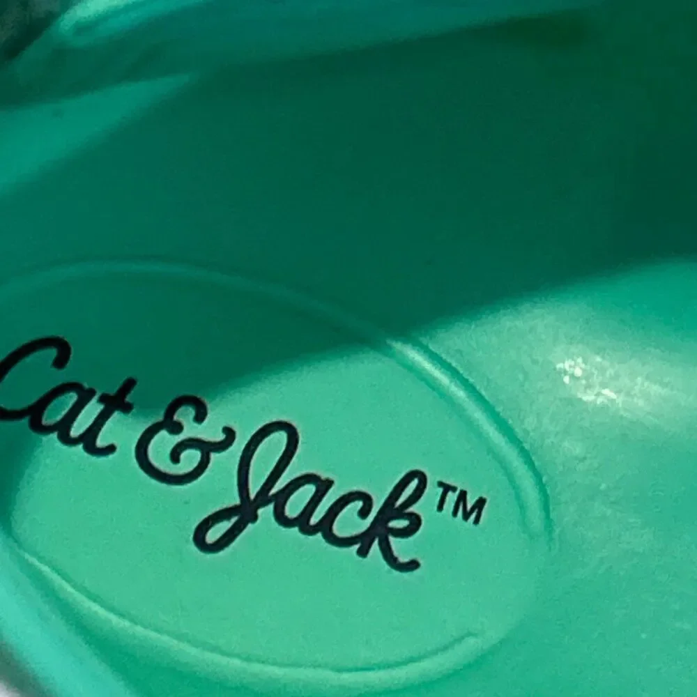 Cat & Jack Size 5 Strap Back Jelly Sandals Kelly Green Summer Beach Pool NWT